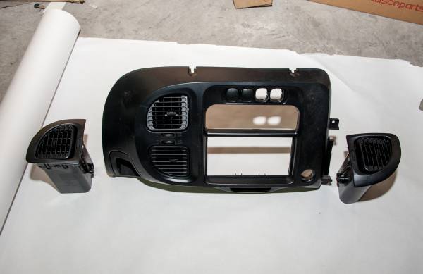 FORD TRANSİT 100 L-S-V ÇIKMA PARÇA   V184 KALERİFER PETEK ÇERÇEVESİ